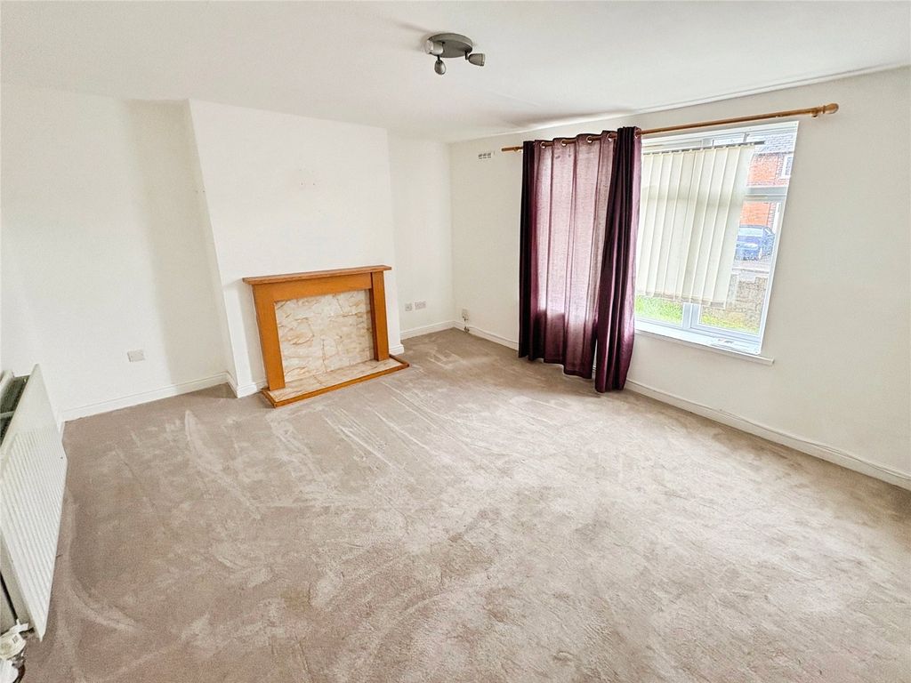Property photo 3 of 8 Living Room