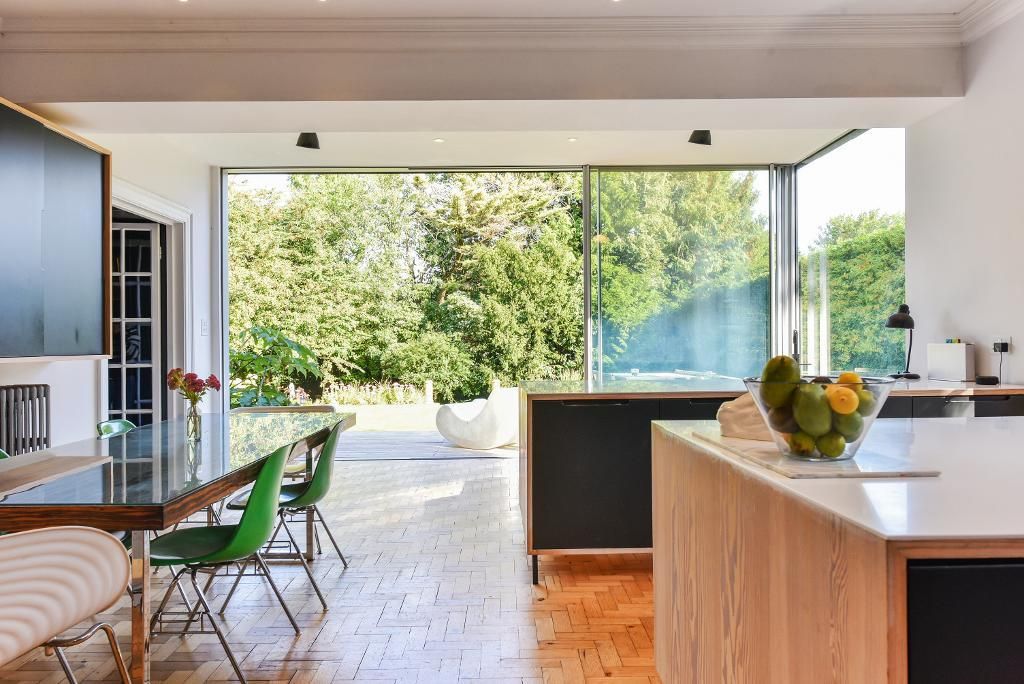 Property photo 2 of 21 Photo 2