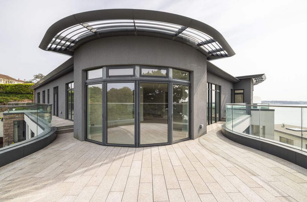 Additional image 18 of 3 bed flat to rentLe Mont De La Rocque, St. Brelade, Jersey JE3