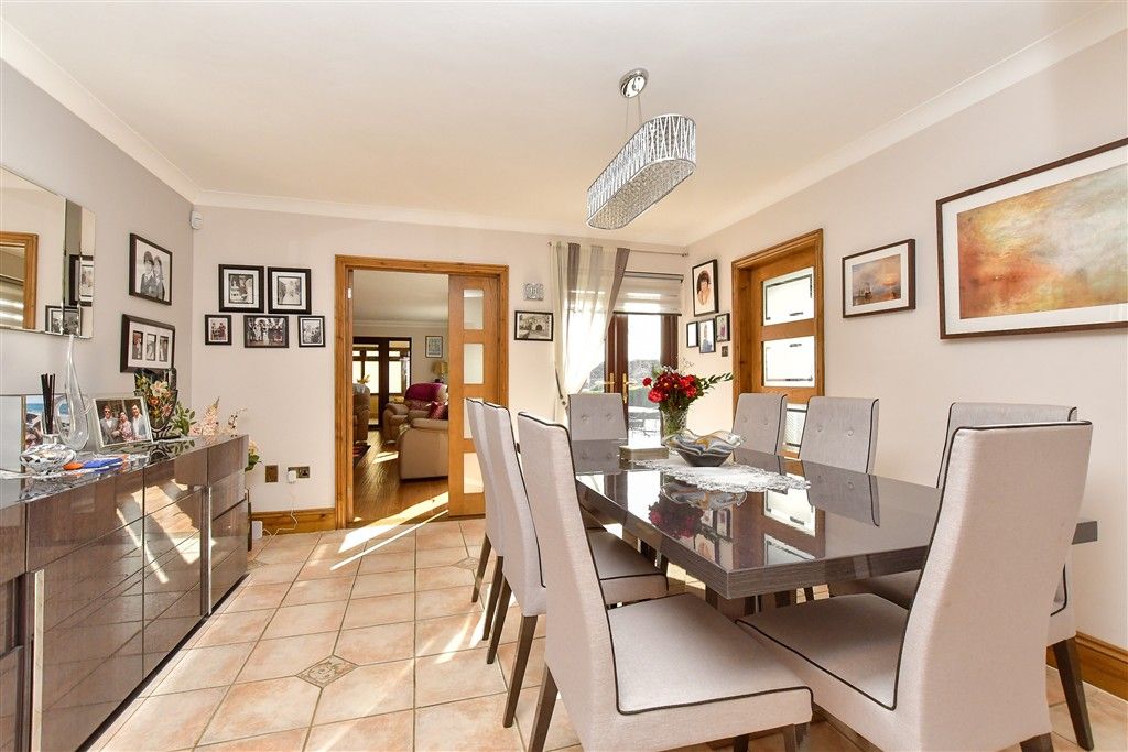 Property photo 2 of 20 Dining Room