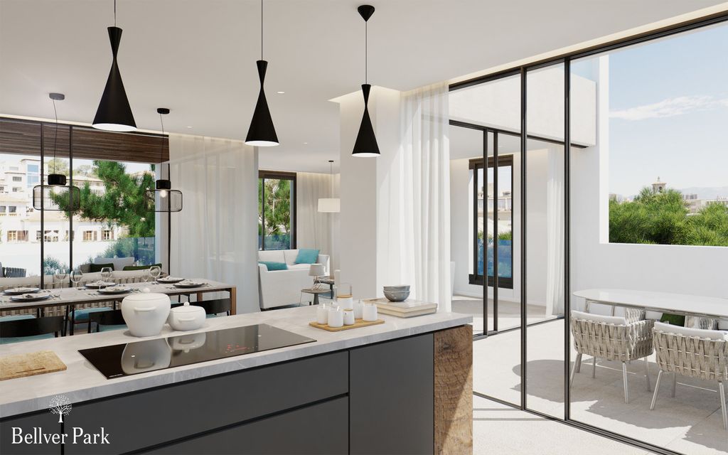 Property photo 2 of 22