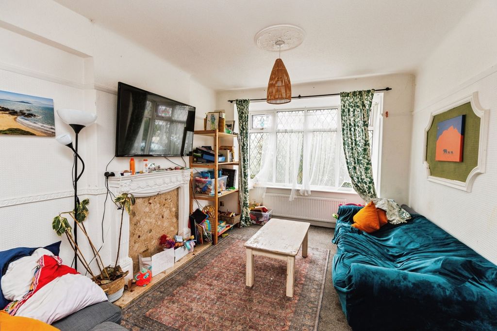 Property photo 2 of 14 Pbox-Img.Jpg