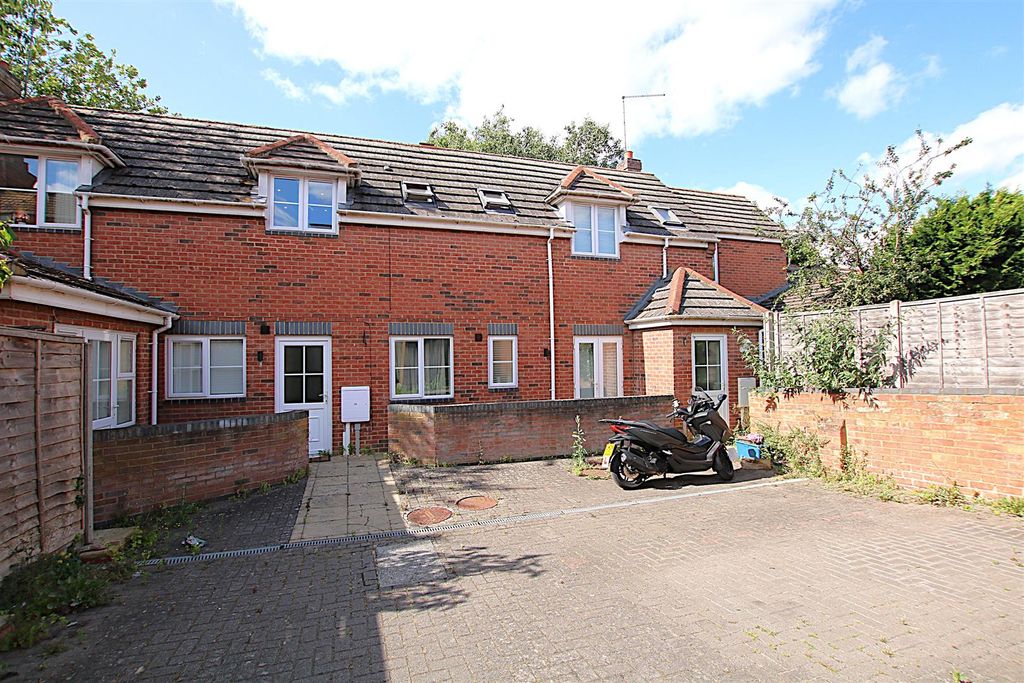 Property photo 1 of 7 Img_6888.Jpg