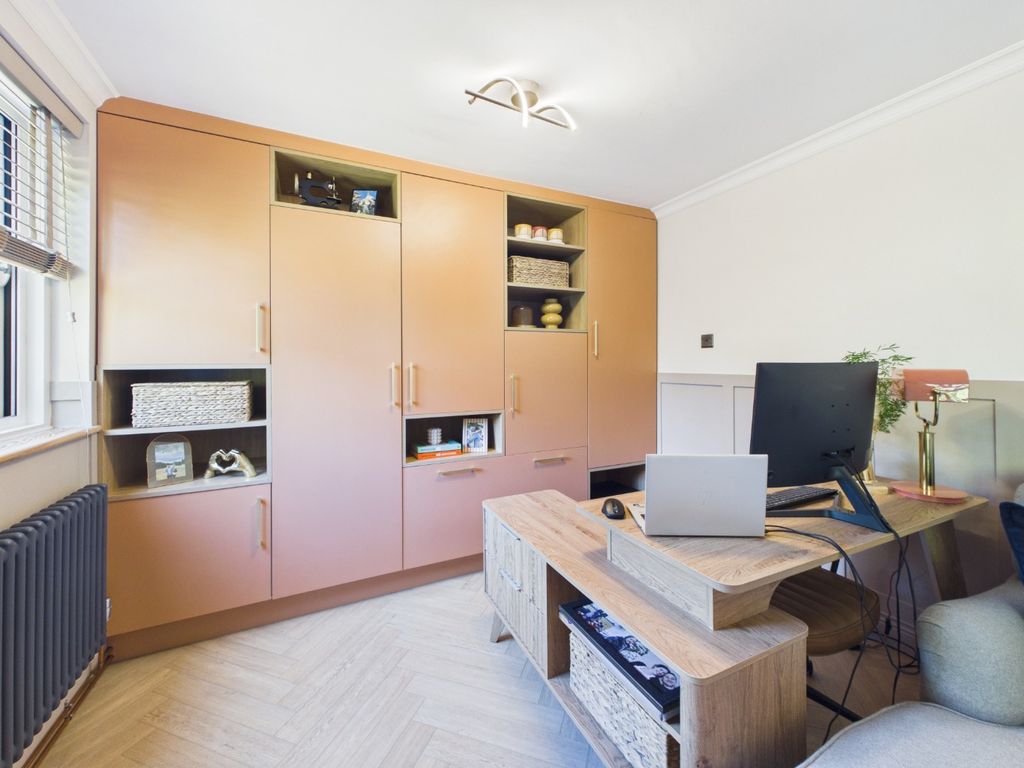 Property photo 3 of 13 5390203