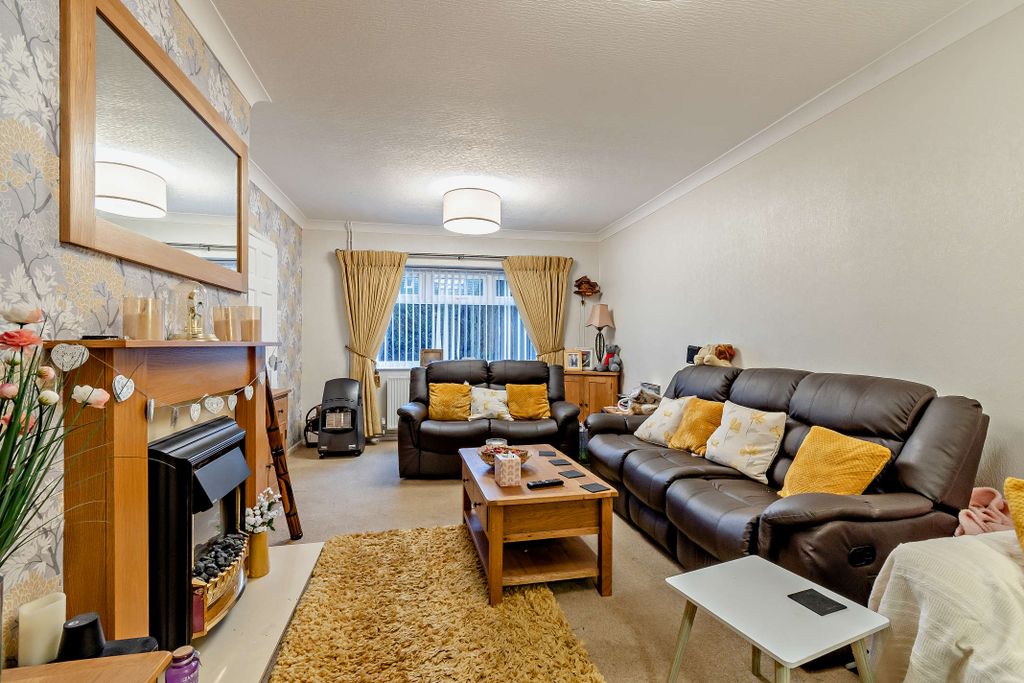 Property photo 3 of 22