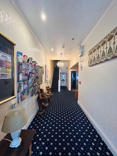 Property photo 3 of 28