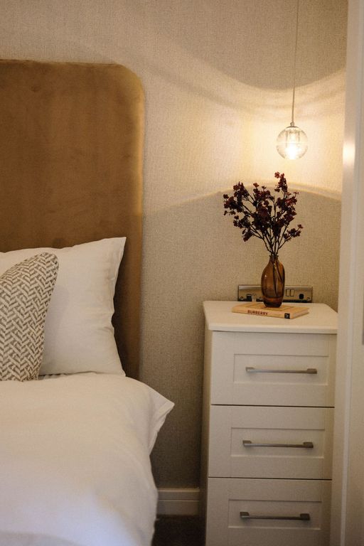 Property photo 3 of 28