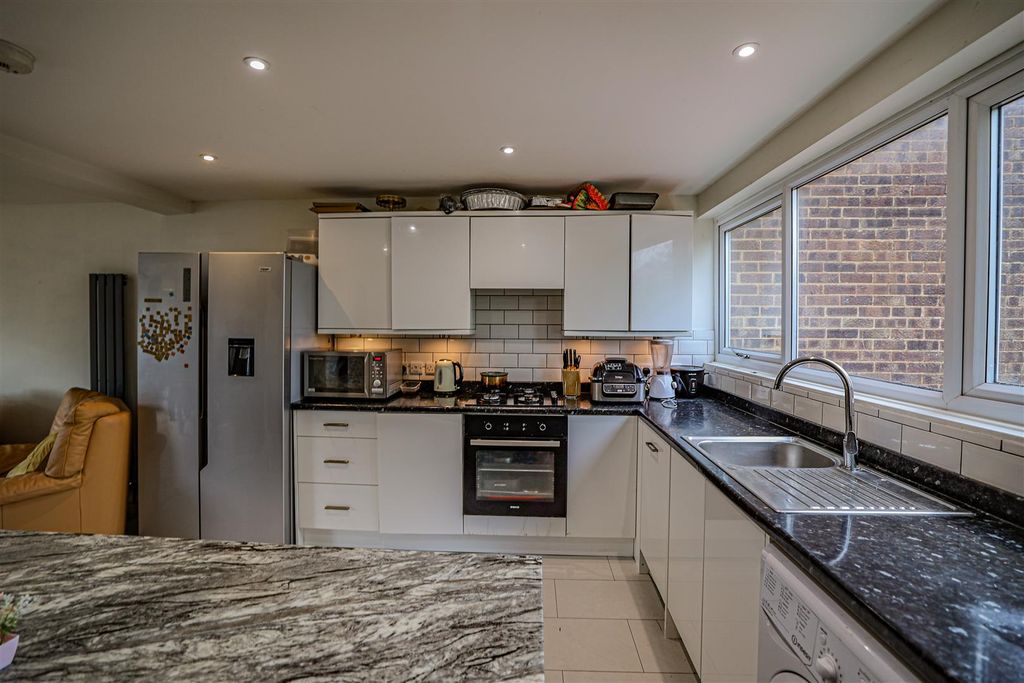 Property photo 2 of 26 980A1806.Jpg