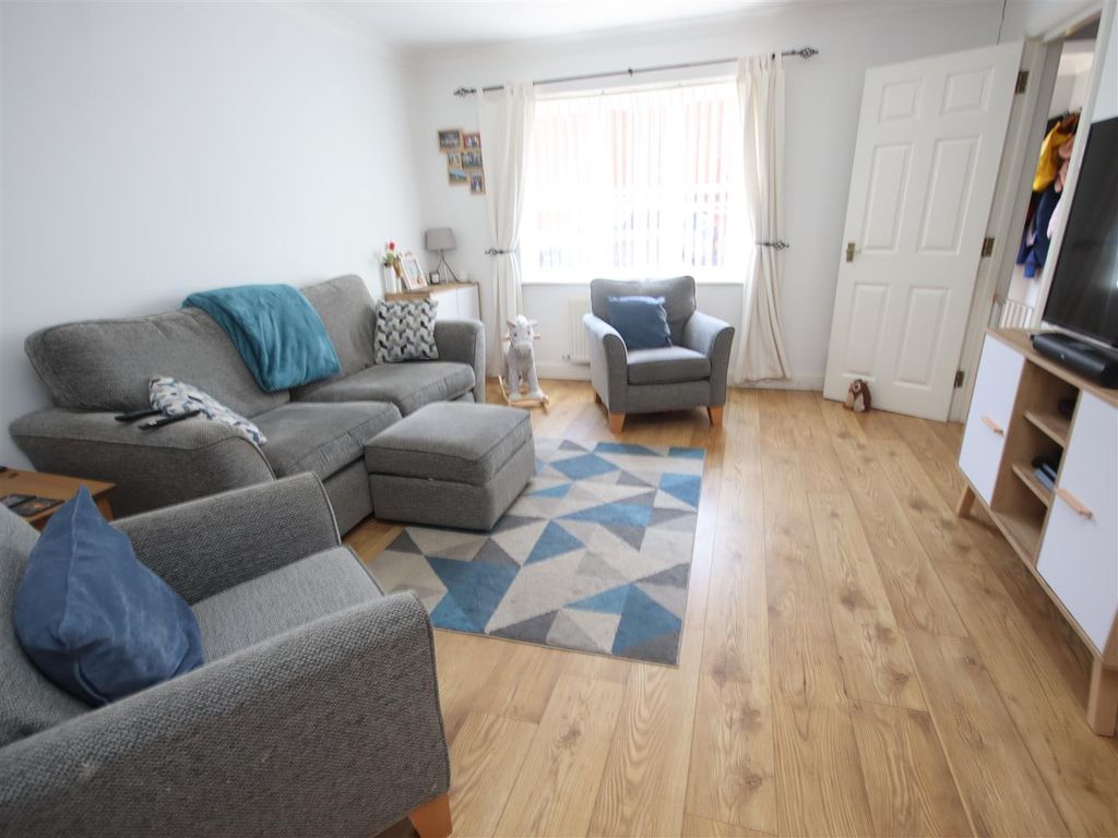 Property photo 3 of 12 Img_2355.Jpg