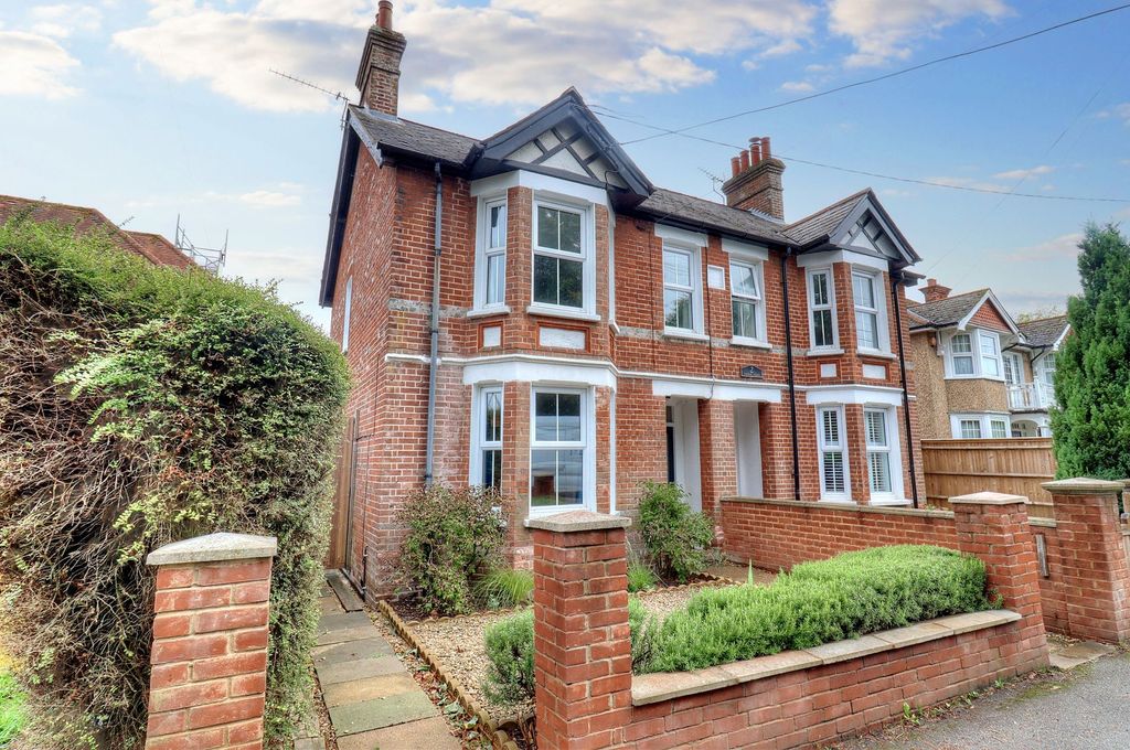 Property photo 1 of 12 Photo 1