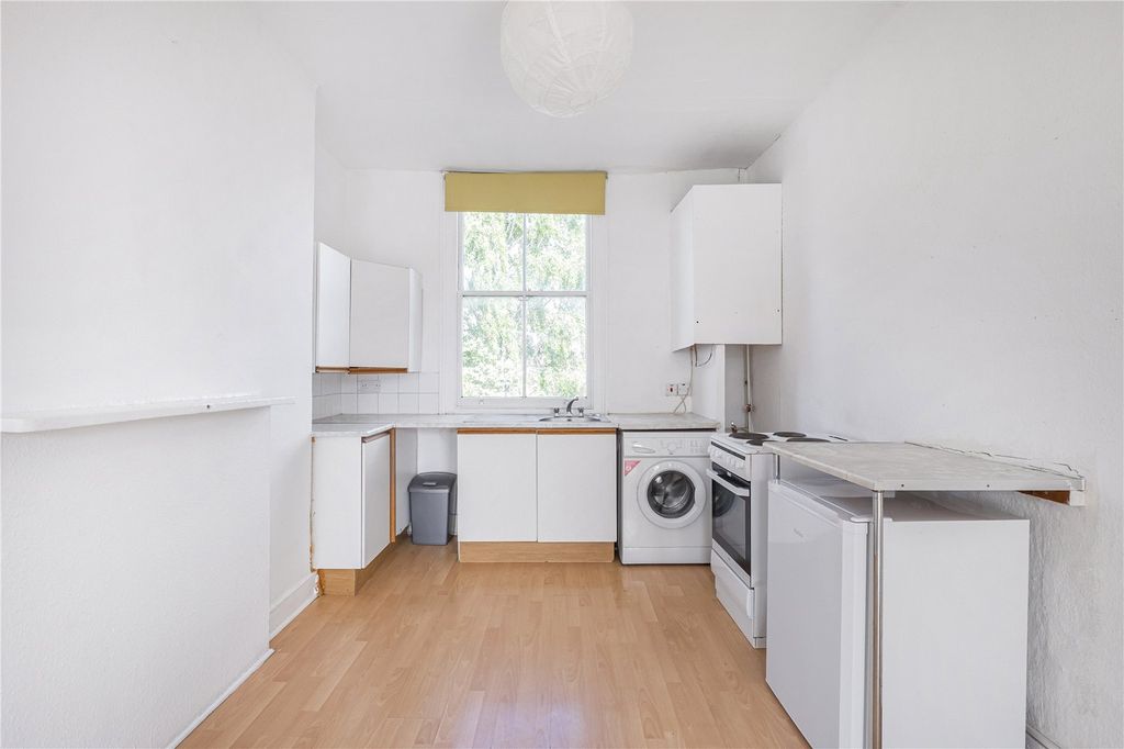 Property photo 3 of 7 Picture No. 04