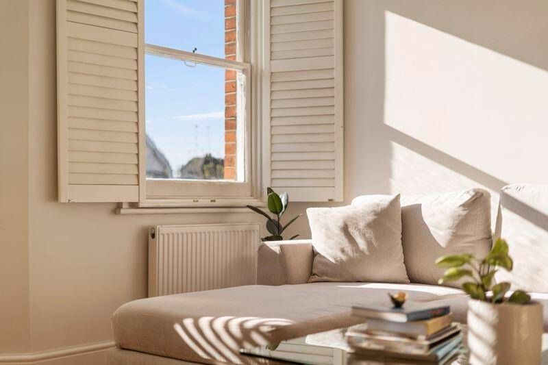 Property photo 3 of 11 4167774