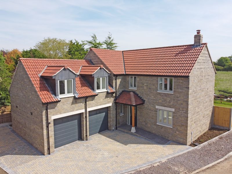 Property photo 1 of 20 Photo 22