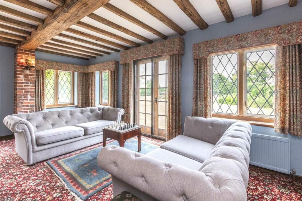 Property photo 3 of 34