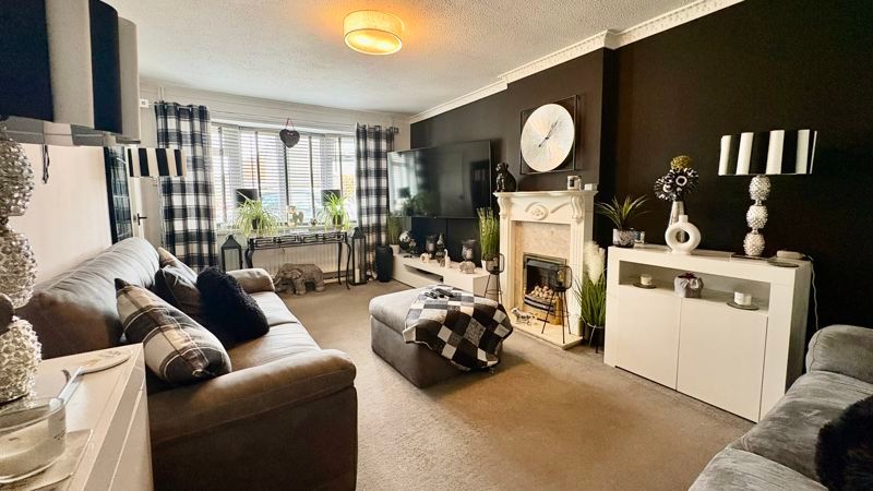 Property photo 3 of 14 Photo 2