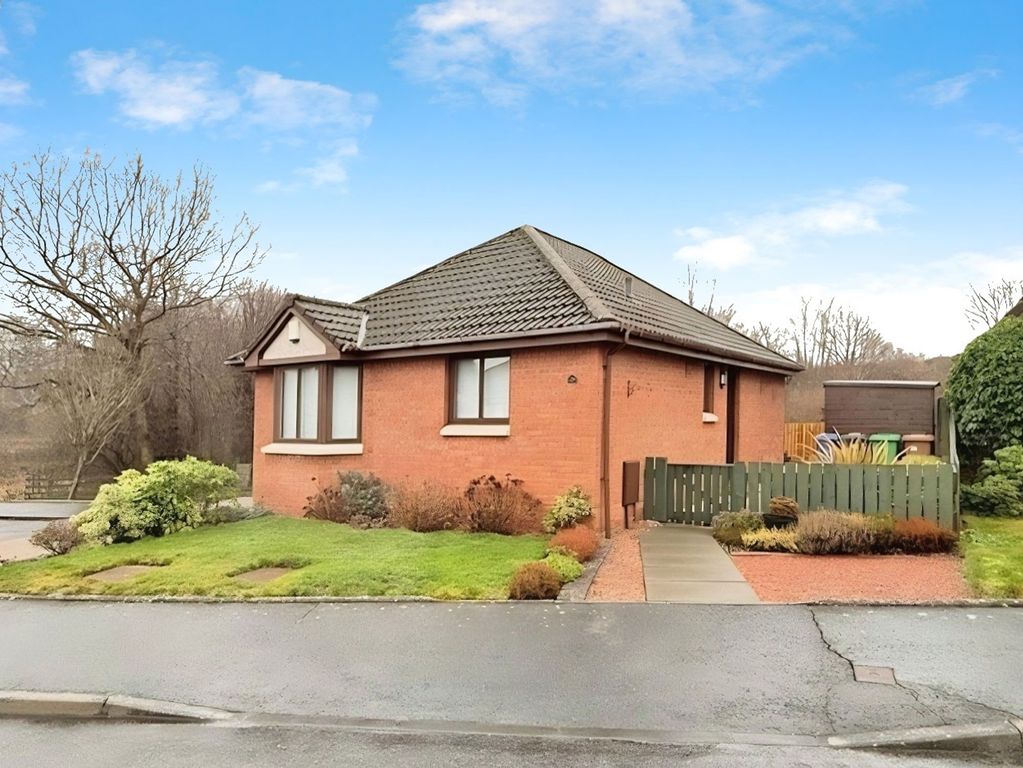 Property photo 2 of 25