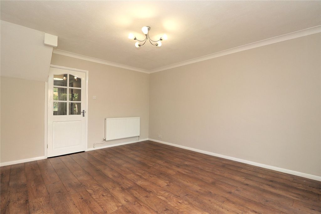 Property photo 3 of 12 Picture No. 08