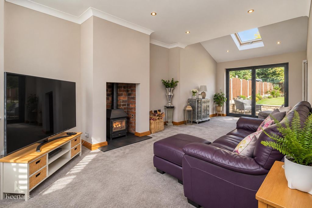 Property photo 3 of 41 3.Jpg