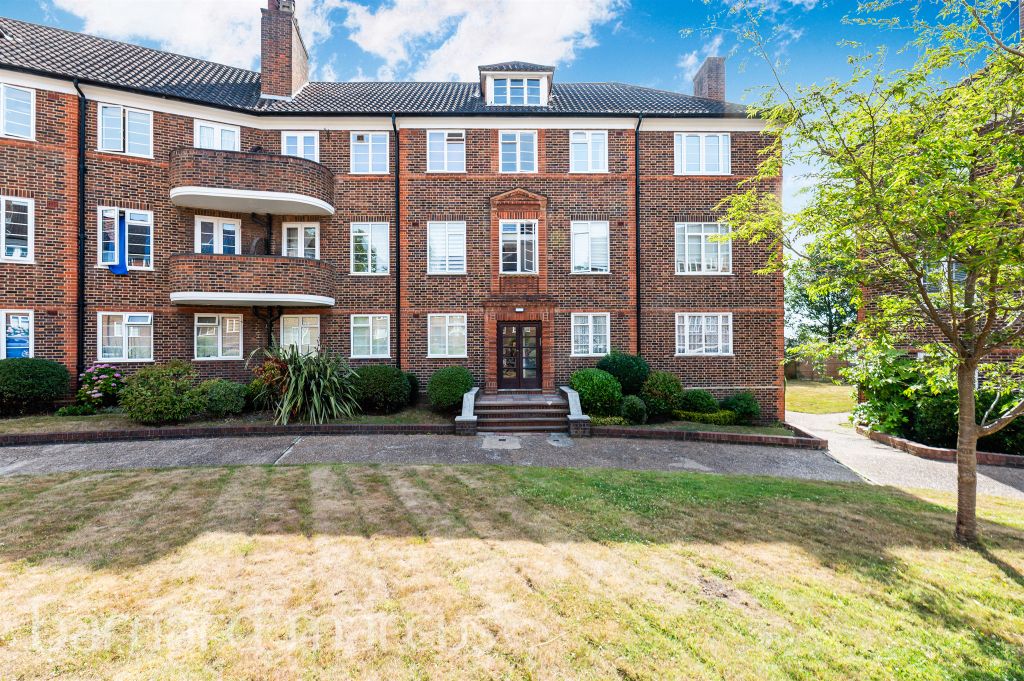 Property photo 1 of 12