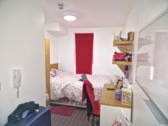 Property photo 2 of 7