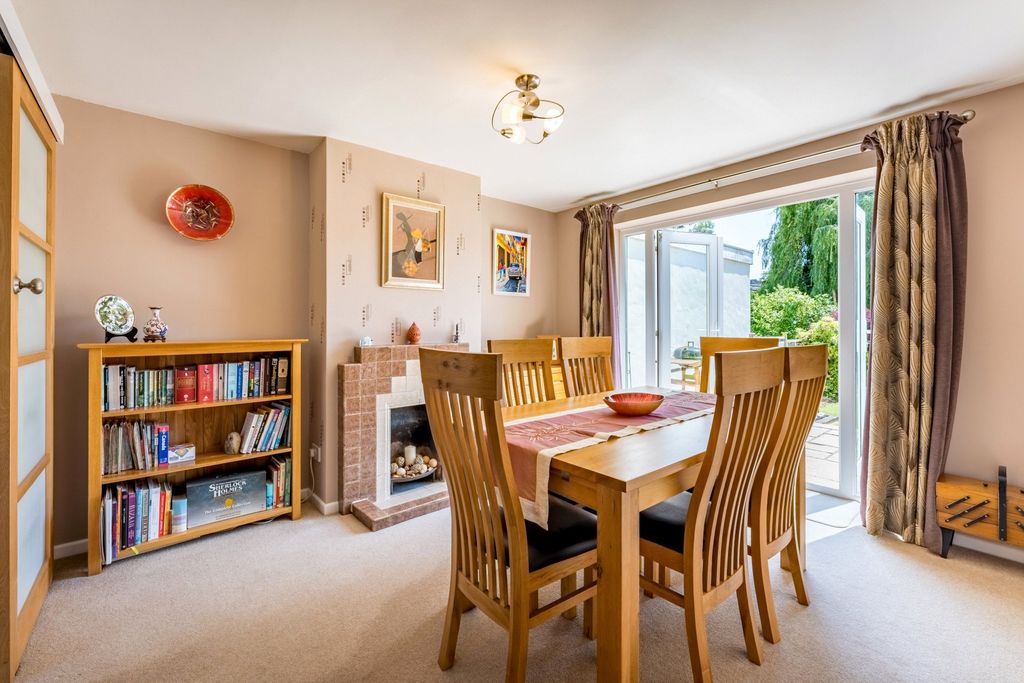 Property photo 3 of 20 Dining Room