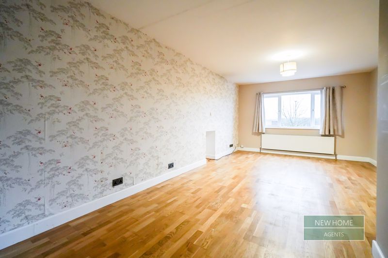Property photo 3 of 31 Photo 53