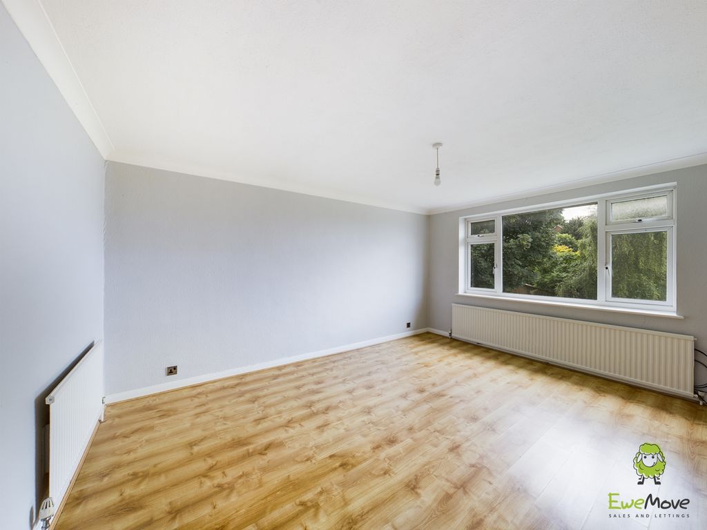 Property photo 1 of 8 Presented By Kevin At Ewemove Bexleyheath And Dart