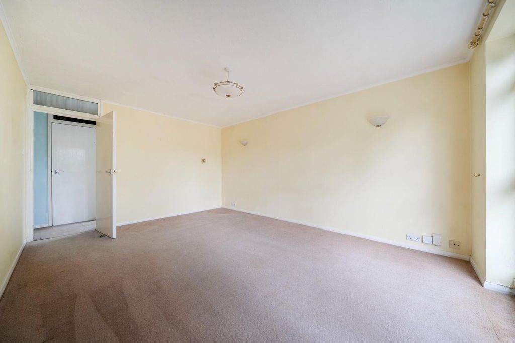 Property photo 3 of 19 1463129  (17).Jpg