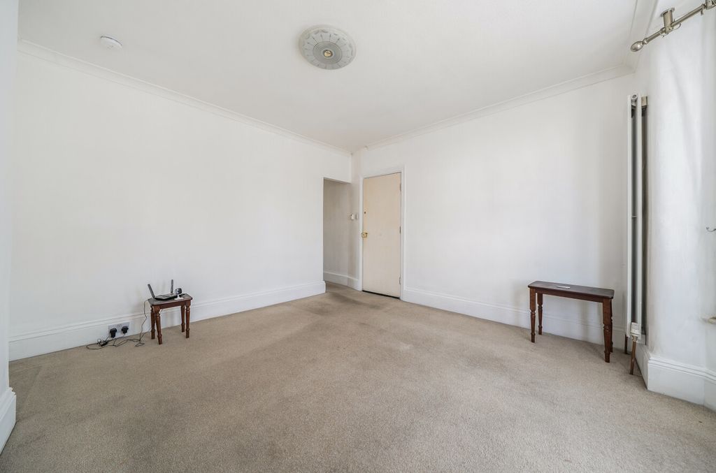 Property photo 2 of 10 Reception Room