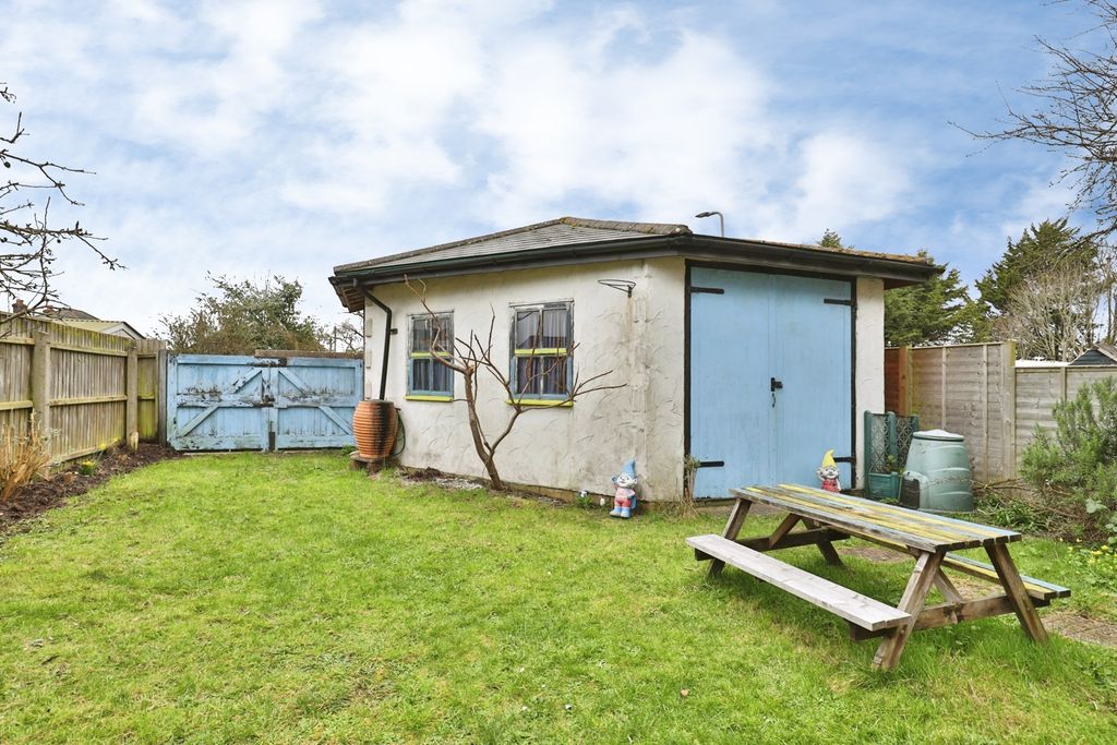 Property photo 2 of 20 Pbox-Img.Jpg