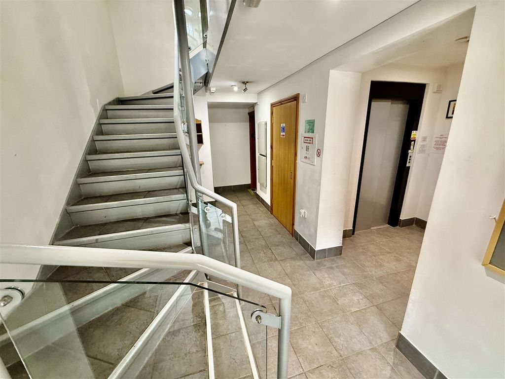 Additional image 10 of 3 bed flat for saleWestern Road, Launceston PL15