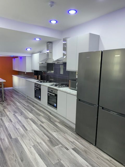Property photo 3 of 16 Gallery