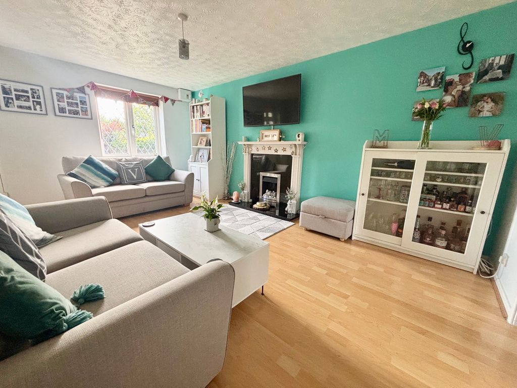 Property photo 3 of 21 Img_4707