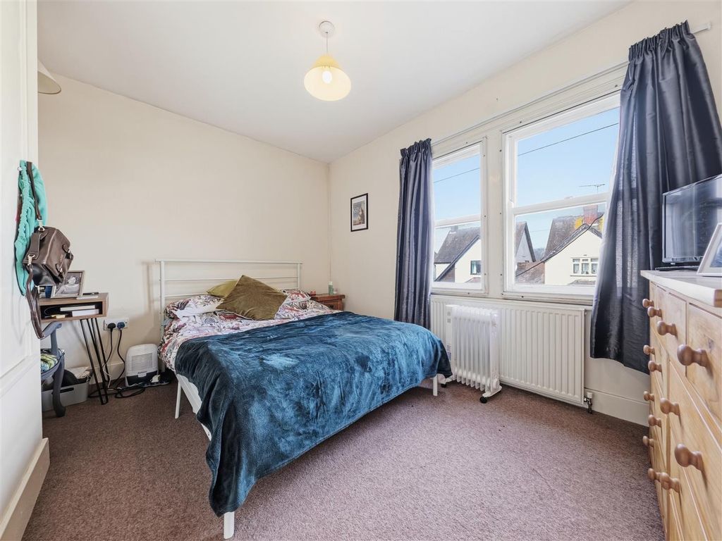 Property photo 2 of 15 Bedroom 1