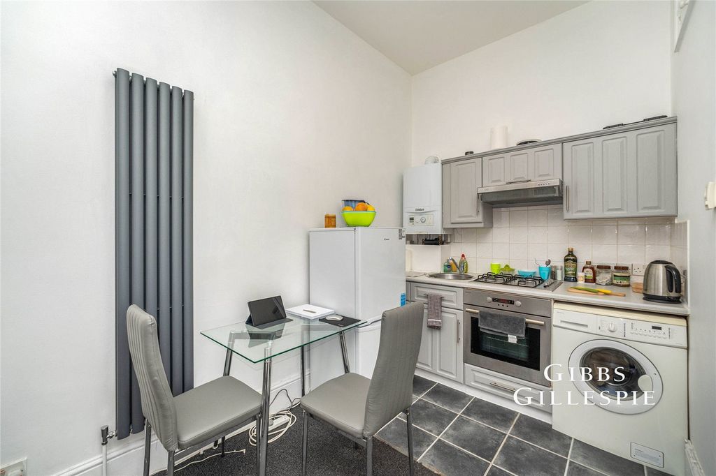 Property photo 2 of 10 Picture No. 04