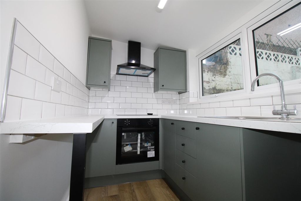 Property photo 3 of 10 Img_0515.Jpg