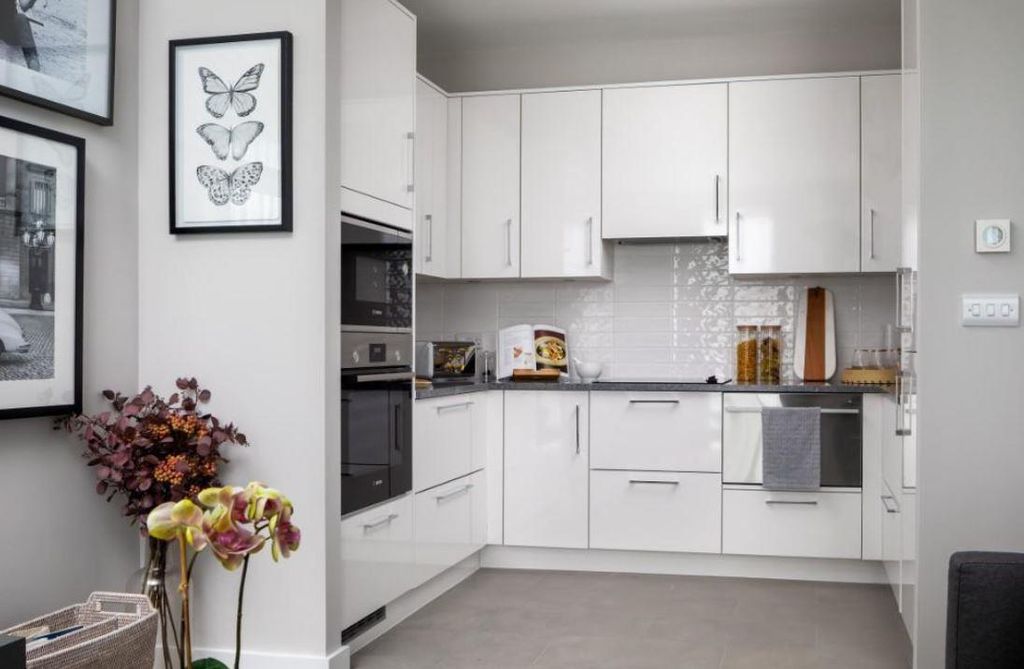 Property photo 1 of 5 Kitchen.Jpg