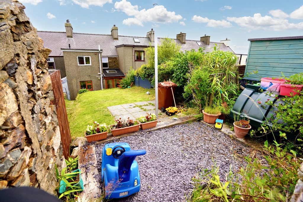 Property photo 3 of 21 3