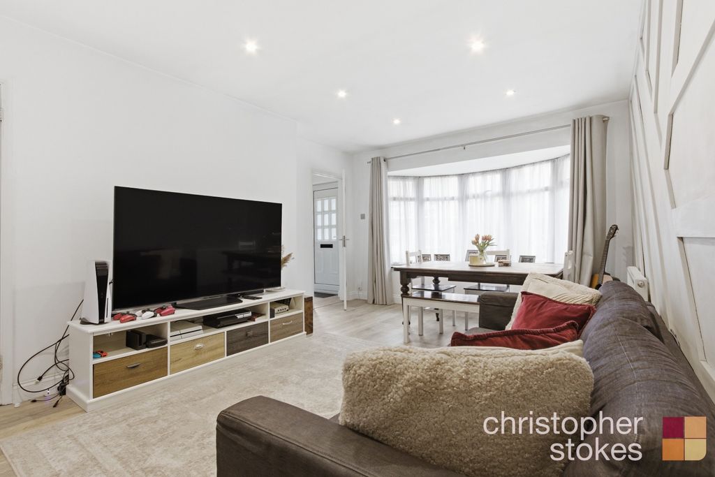 Property photo 2 of 19 5097433