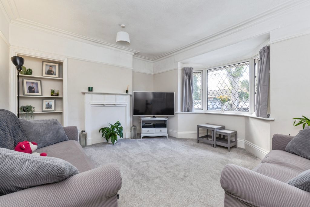 Property photo 2 of 15