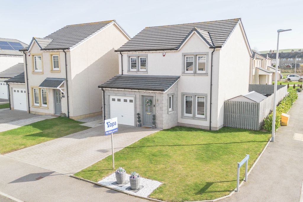 Property photo 1 of 28 Front Exterior