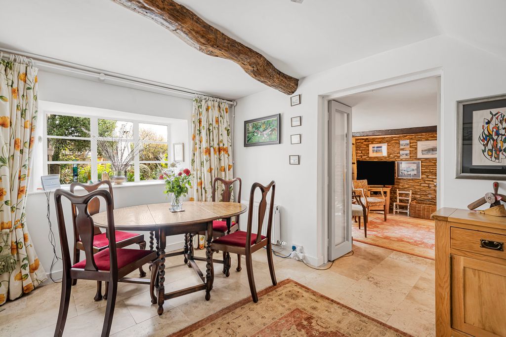 Property photo 3 of 19 Dining Room
