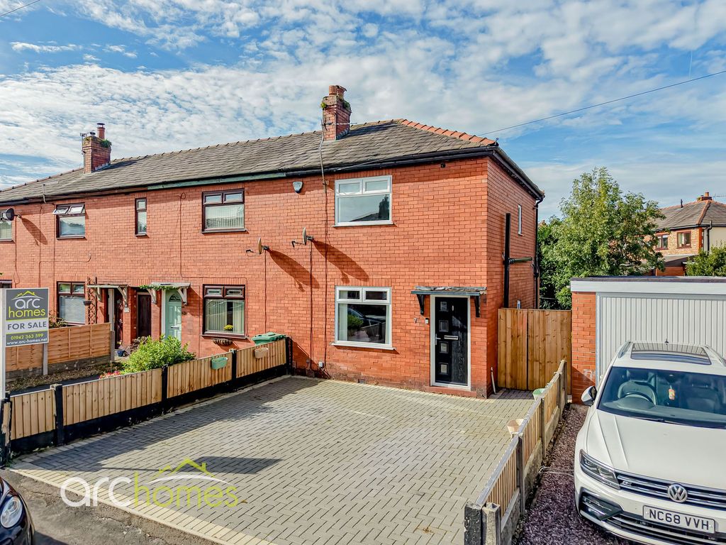 Property photo 1 of 26