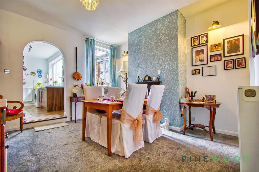 Property photo 2 of 29 Dining Room