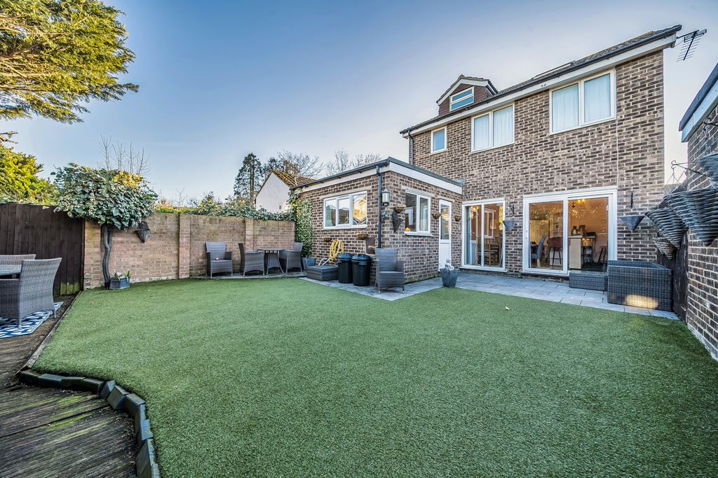 Property photo 3 of 21 Rear Garden