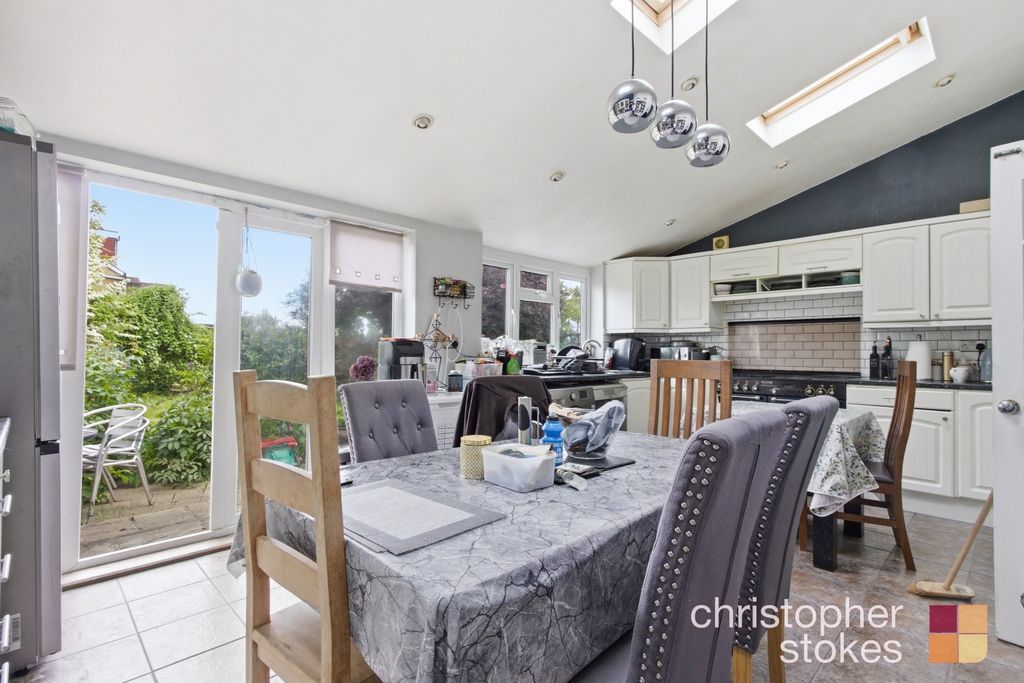 Property photo 3 of 13 5070824