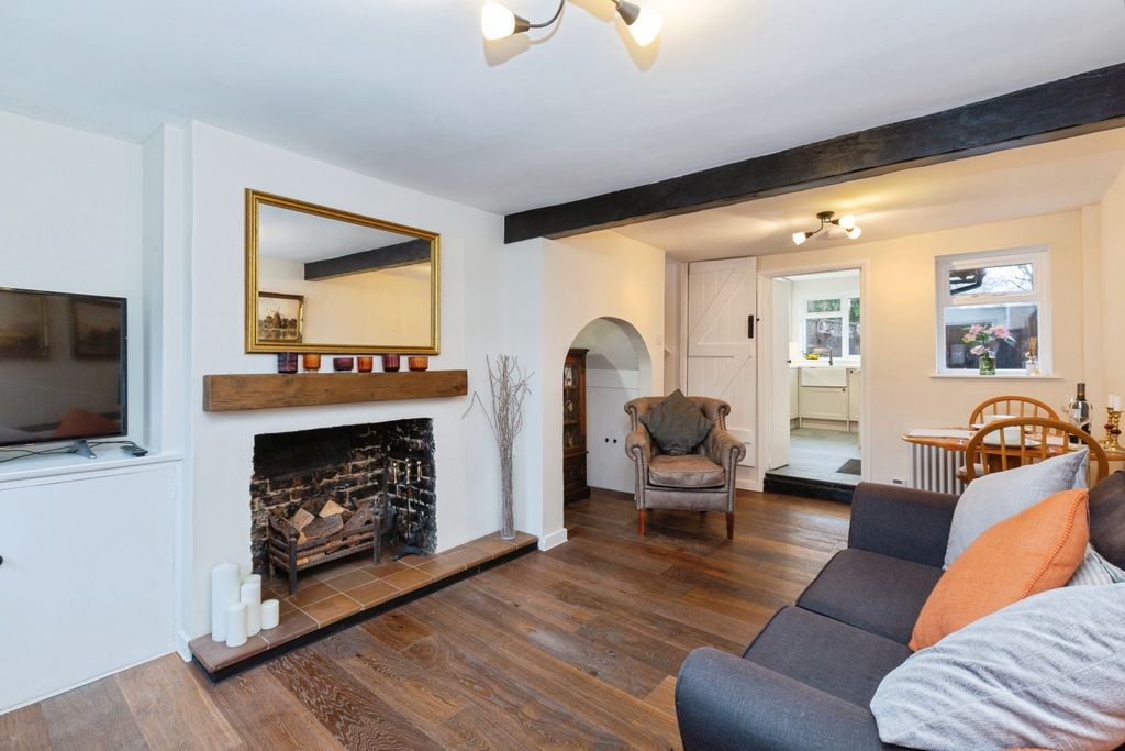 Property photo 3 of 14