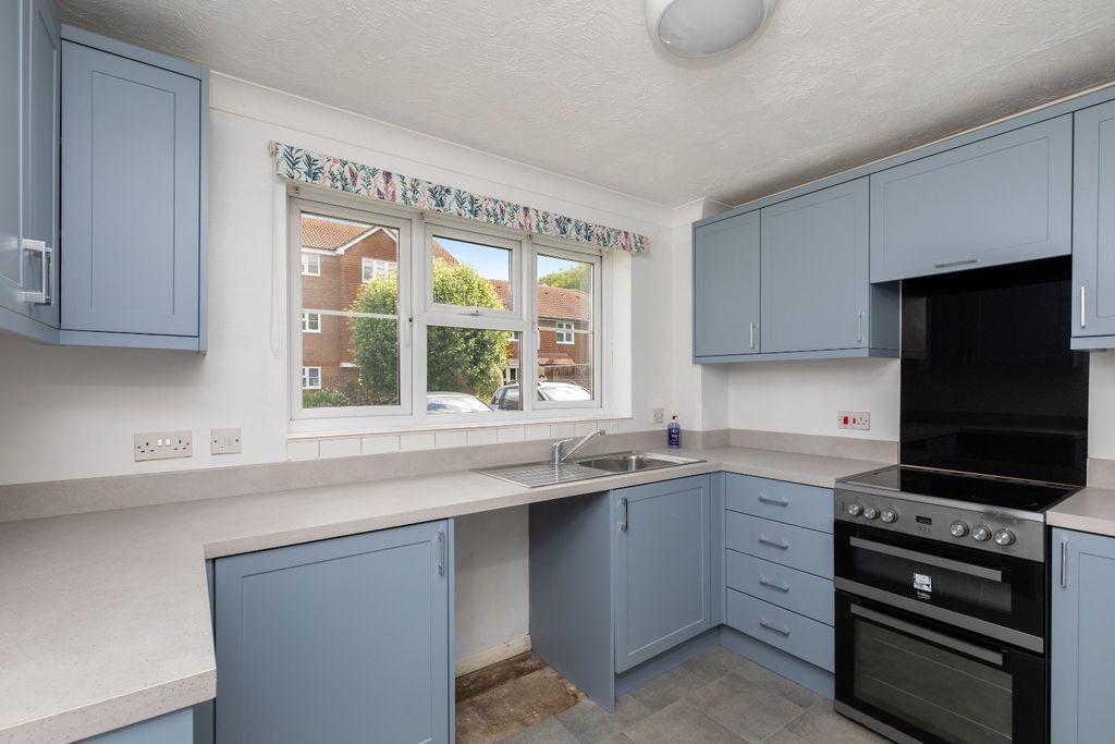 Property photo 2 of 10 4156505