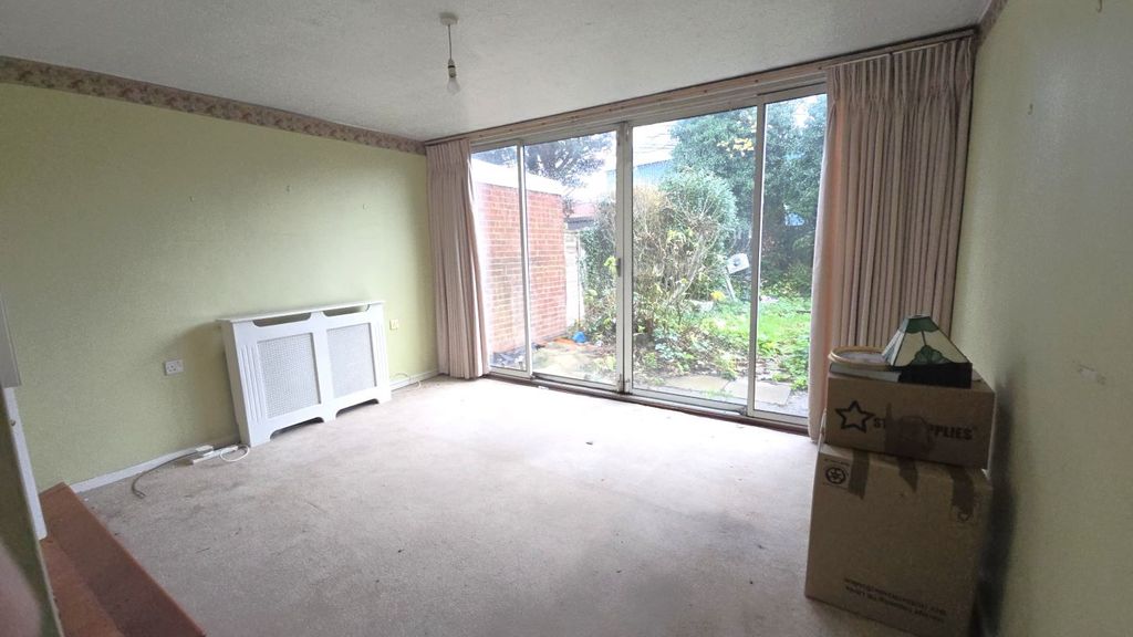 Property photo 2 of 13