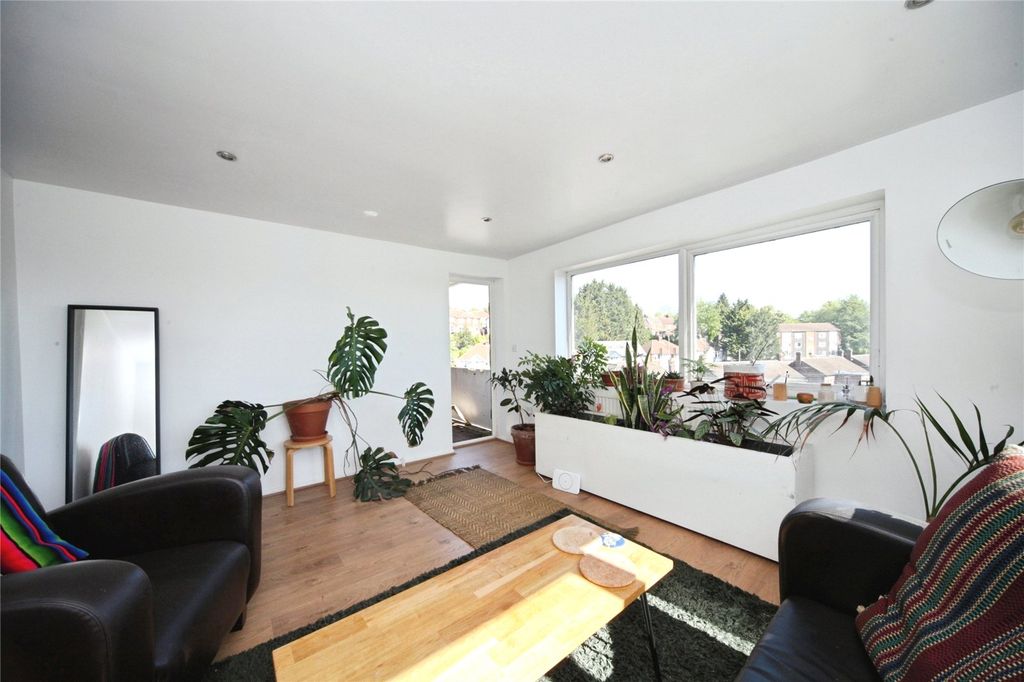 Property photo 3 of 11 Picture No. 42